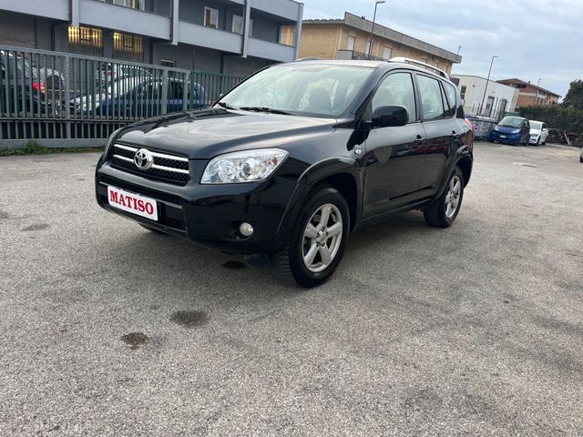 Toyota RAV 4 2.2 D-4D 177 CV Luxury