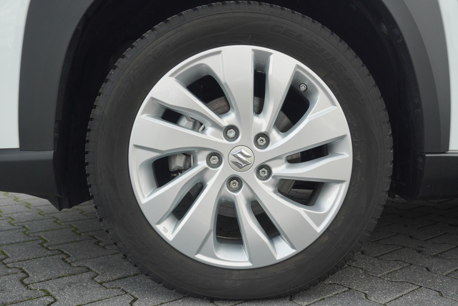 Suzuki S-Cross 1.4 M-Hybrid Comfort LED Navi Kamera PDC