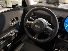 Fahrzeugabbildung MINI Cooper C 1,5 Steptronic Classic Trim