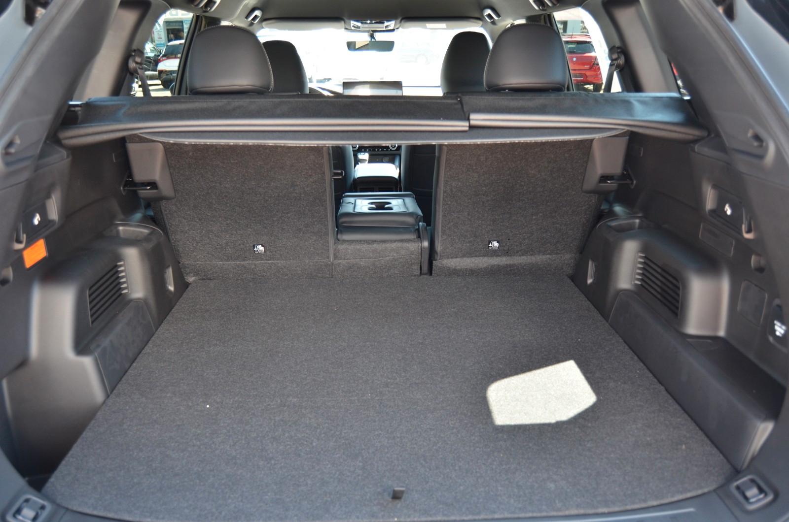 Mitsubishi Outlander 2.4 PHEV Select AT 4WD LED ele. Heck.