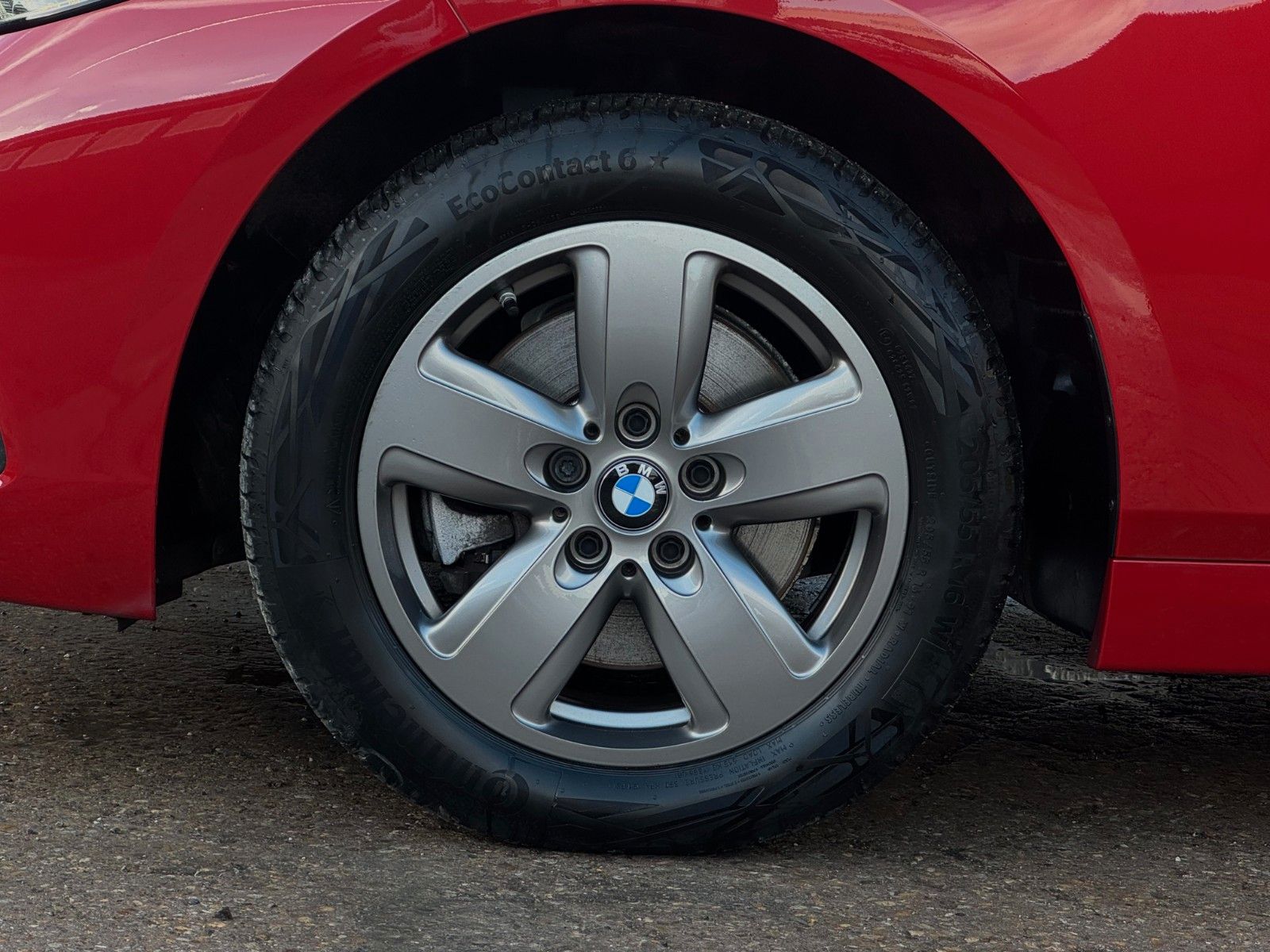 Fahrzeugabbildung BMW 118i F40 Advantage LCProf Navi Temp PDC LED DAB