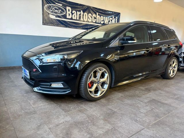 Ford Focus Turnier ST