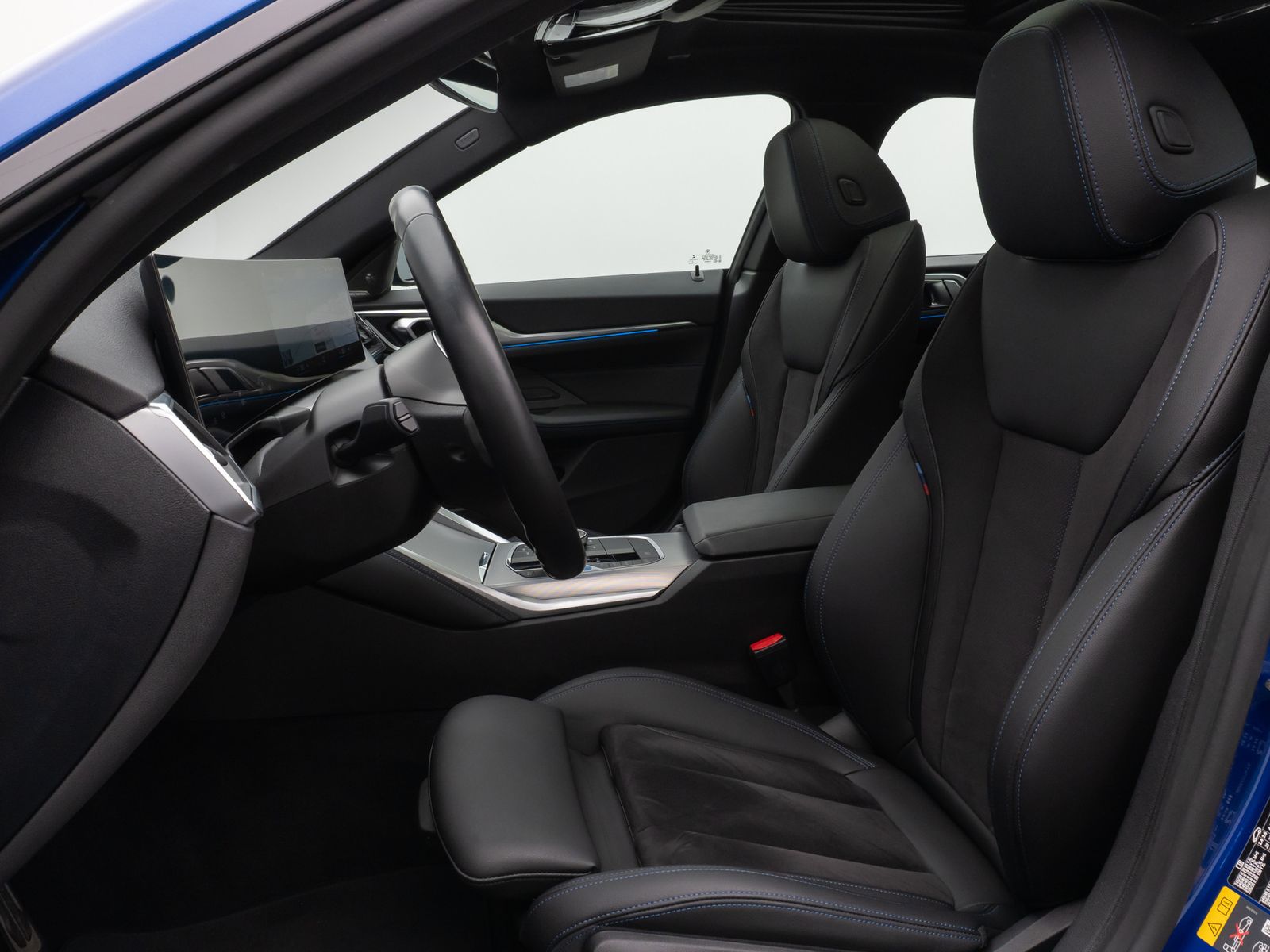 Fahrzeugabbildung BMW i4 eD40 M Sport Gran Coupè Kamera Glasdach HUD