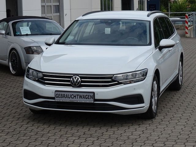 Passat Variant 1.5 TSI DSG Conceptline / 1.99 %
