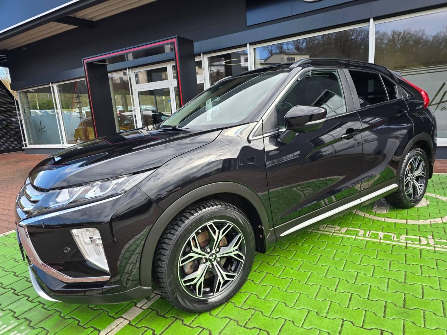 Mitsubishi Eclipse Cross 2.2DI-D 4WD TOP//SCHIEBEDACH