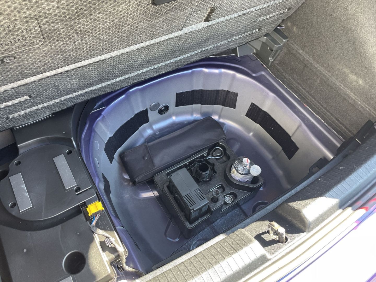 Polo 1.0 TSI DSG R-Line Matrix/beats/ACC/App-Con