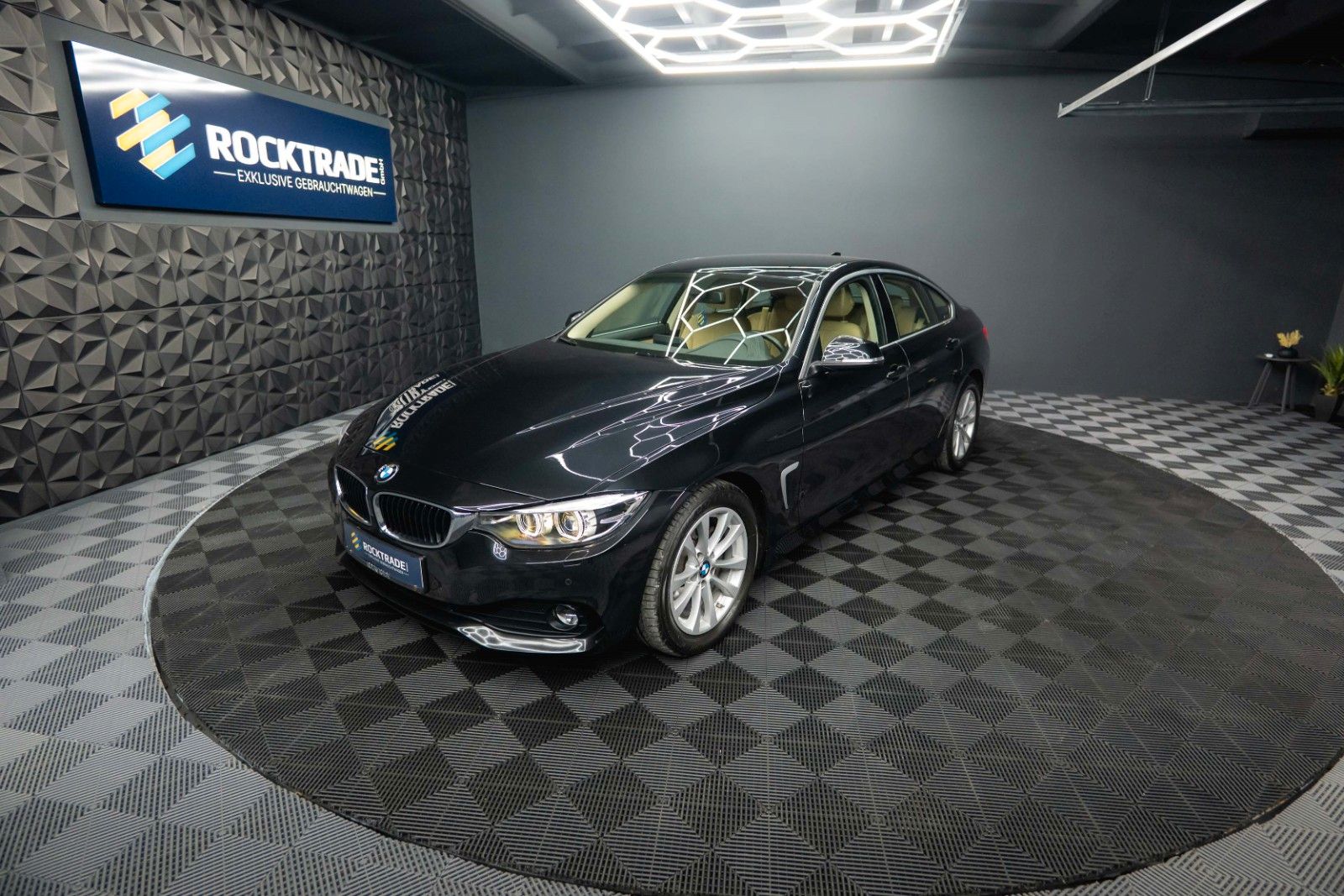 Fahrzeugabbildung BMW 420i Gran Coupé LCI Advantage | LED | Leder