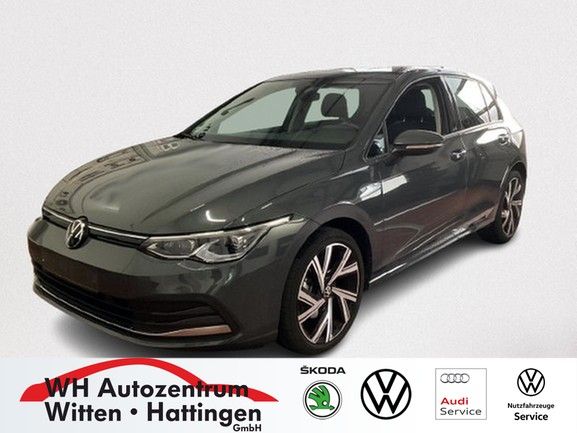 Volkswagen Golf VIII 1.0 TSI Active PANORAMA NAVI REARVIEW 