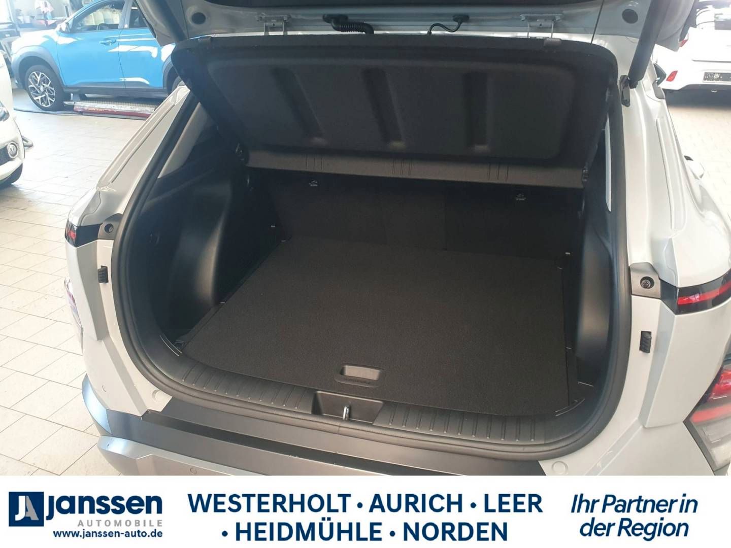 Fahrzeugabbildung Hyundai KONA SX2 HEV TREND Assistenz-Paket, Licht-Paket