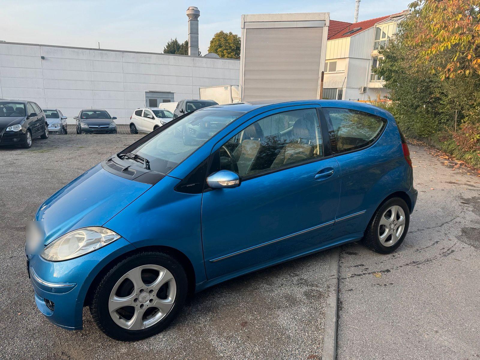 Mercedes-Benz A 200