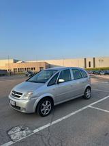 Opel Meriva 1.6 - - Opel Meriva mit Halbautomatikschaltung