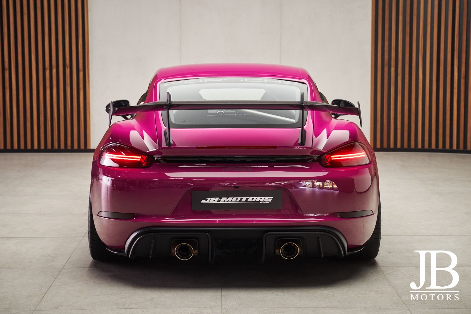 Fahrzeugabbildung Porsche GT4 RS Weissach Lift Clubsport Chrono LED