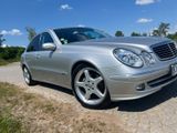 Mercedes-Benz E 220 CDI AVANTGARDE Avantgarde - Mercedes-Benz E 220 aus 2004