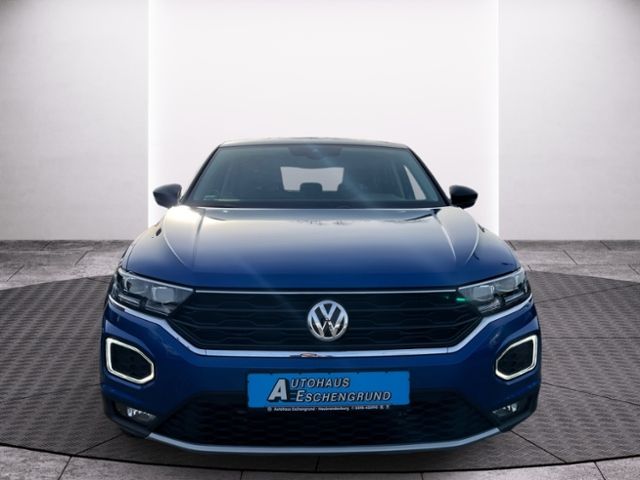 Fahrzeugabbildung Volkswagen T-Roc 1.5 TSI DSG 4MOTION STYLE LED ASSISTENZ-PL