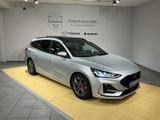Ford Focus Turnier ST-Line X*B&O*SHZ*LHZ*PANO*LED* - Ford Focus mit Diesel-Antrieb: Leder, mit Navigationssystem