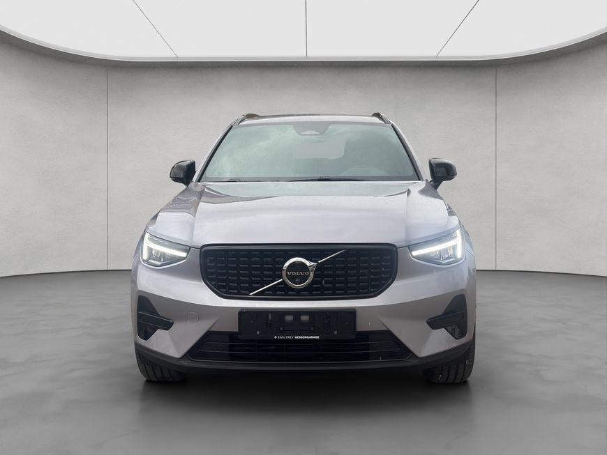 Volvo XC40 B3 B DKG Plus Dark 120 kW, 5-türig
