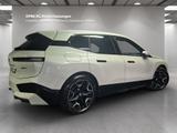 BMW iX xDrive40 AHK Driv.Assist.Prof Harman/K Laser - gebrauchte BMW iX aus dem Jahr 2024