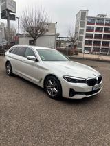 BMW 520d Touring  Mild-Hybrid - BMW 520 Gebrauchtwagen in Stuttgart