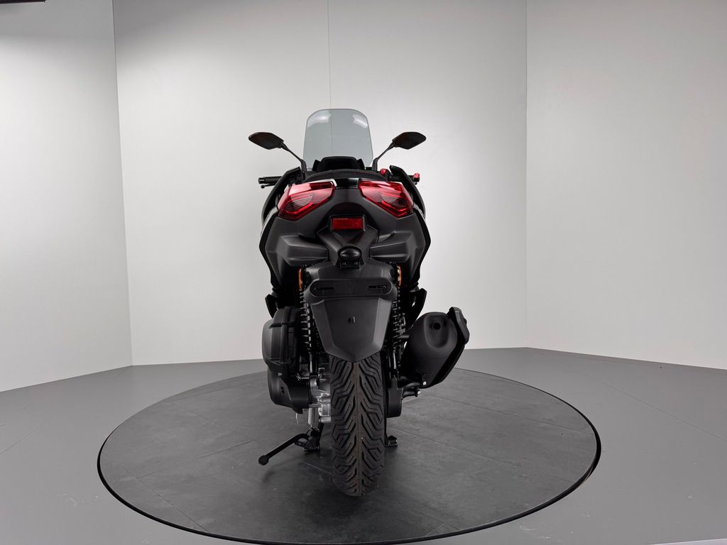 Fahrzeugabbildung Yamaha X MAX 300 TECH MAX *TAGESZULASSUNG *AKTIONSPREIS
