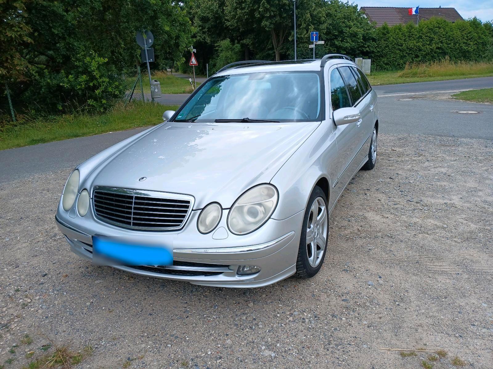 Mercedes-Benz E320, 2005