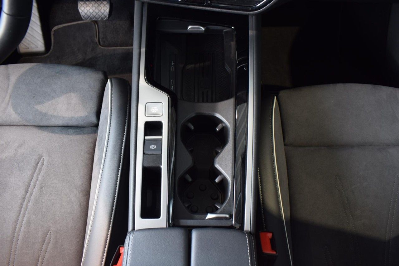 Volkswagen Passat Variant - Bild 14