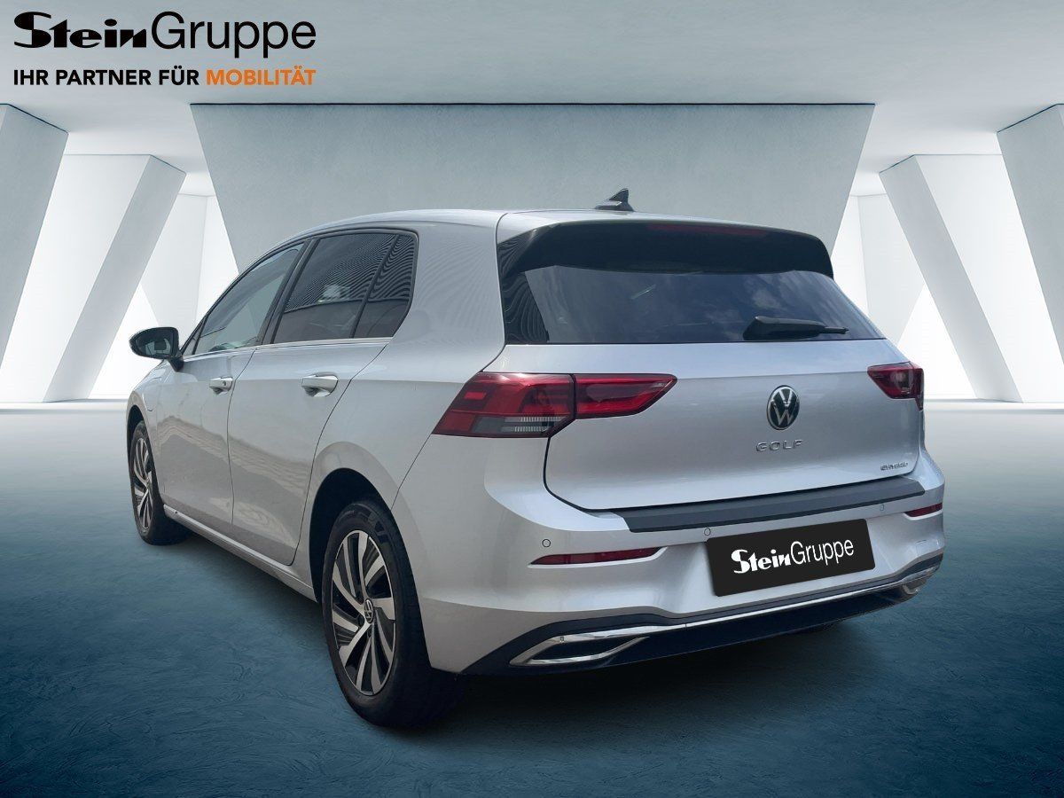 Volkswagen Golf VIII 1.4 eHybrid Style NAVI+KAM+LED+VIRT+AC imagem 3