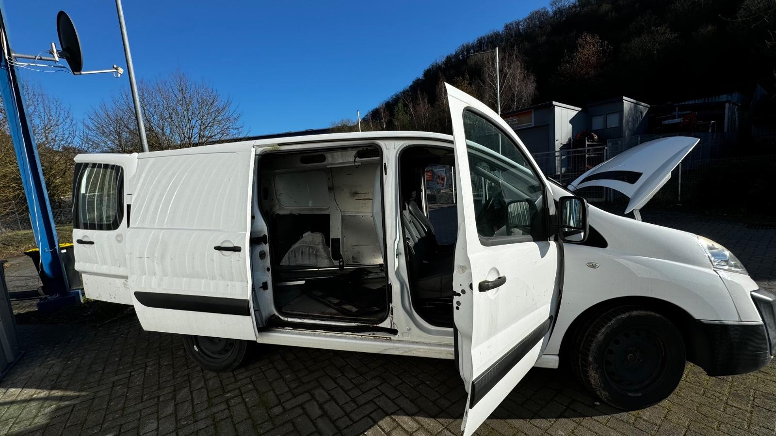 Peugeot Expert2,0TDIKlima l2H1 AGRdef!laüft!ERST LESEN !