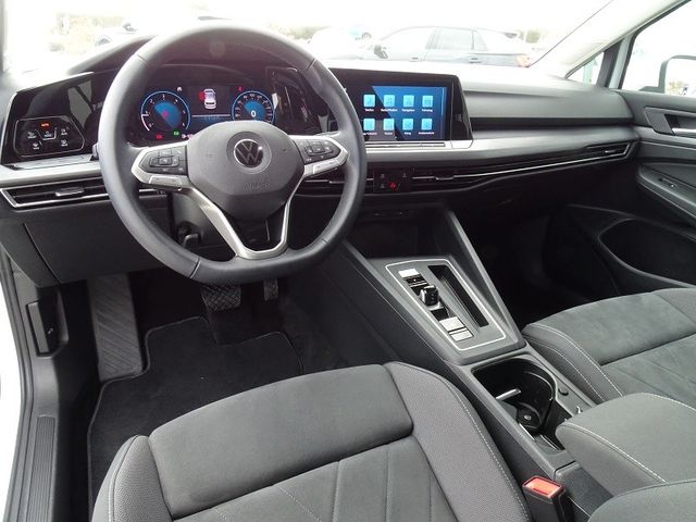 Golf  2.0 TDI DSG Style - LED Plus / Navi