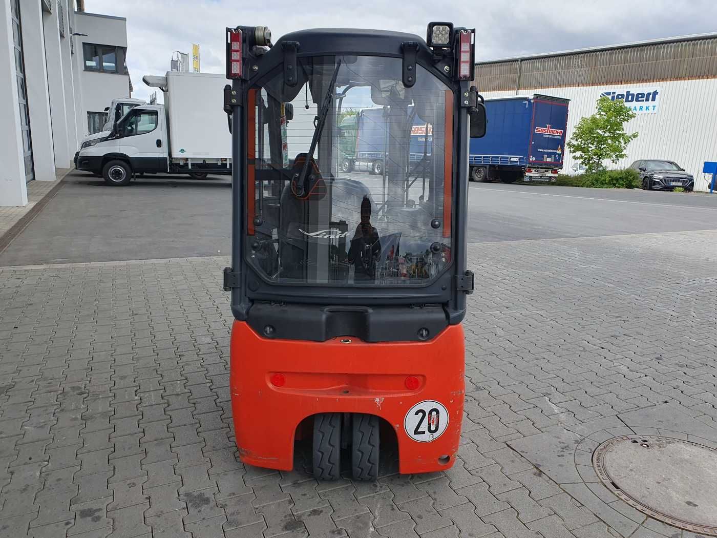 Fahrzeugabbildung Linde E14 - 02 / Triplex: 4.00m! / SS / nur 1.777h!