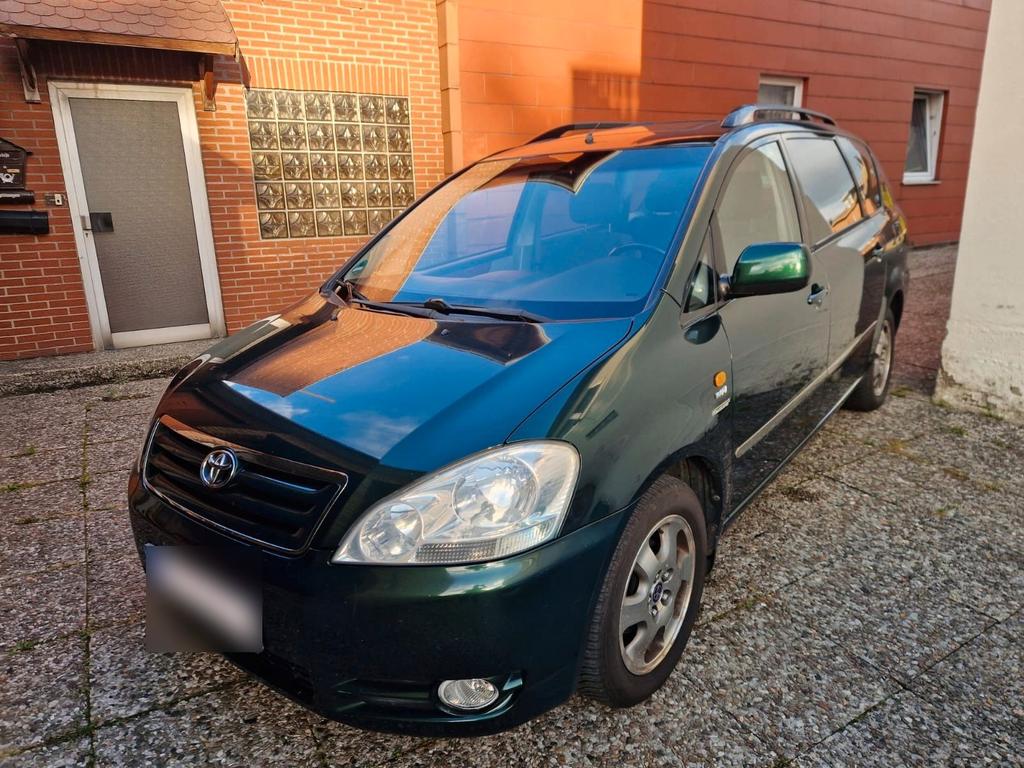 Toyota Avensis Verso 2.0 linea sol