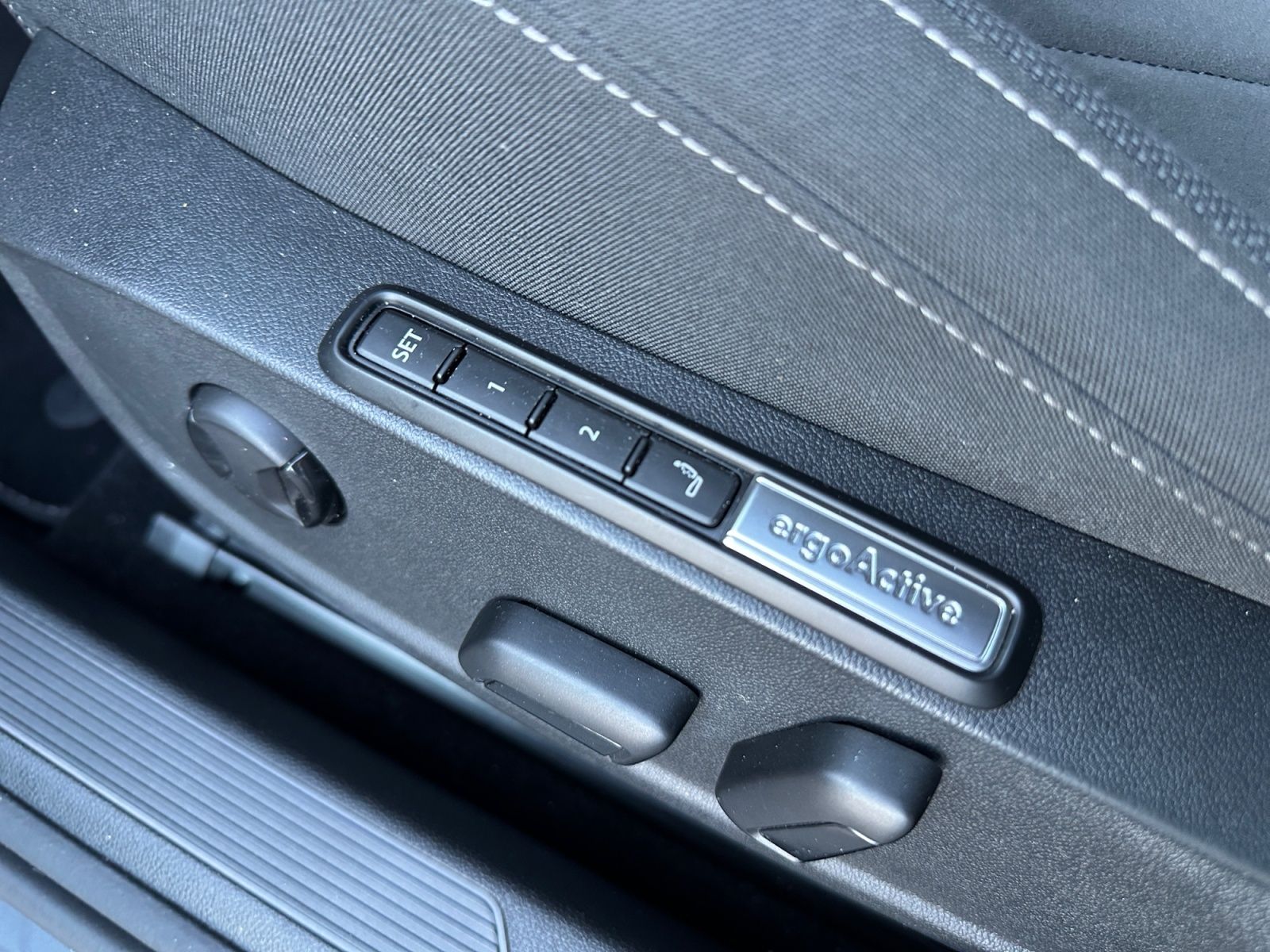 Volkswagen Golf - Bild 25