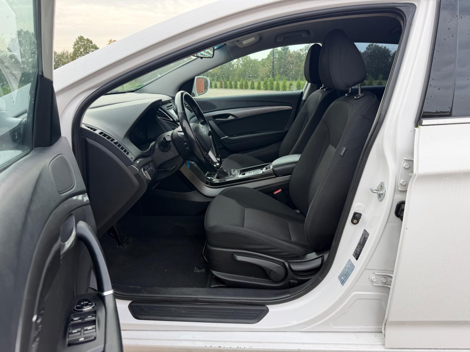 Hyundai i40 2015 — photo 9