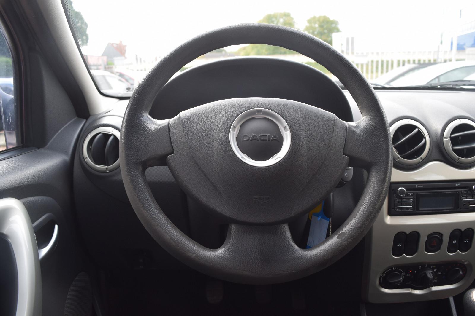 Dacia Logan 2013 — photo 10
