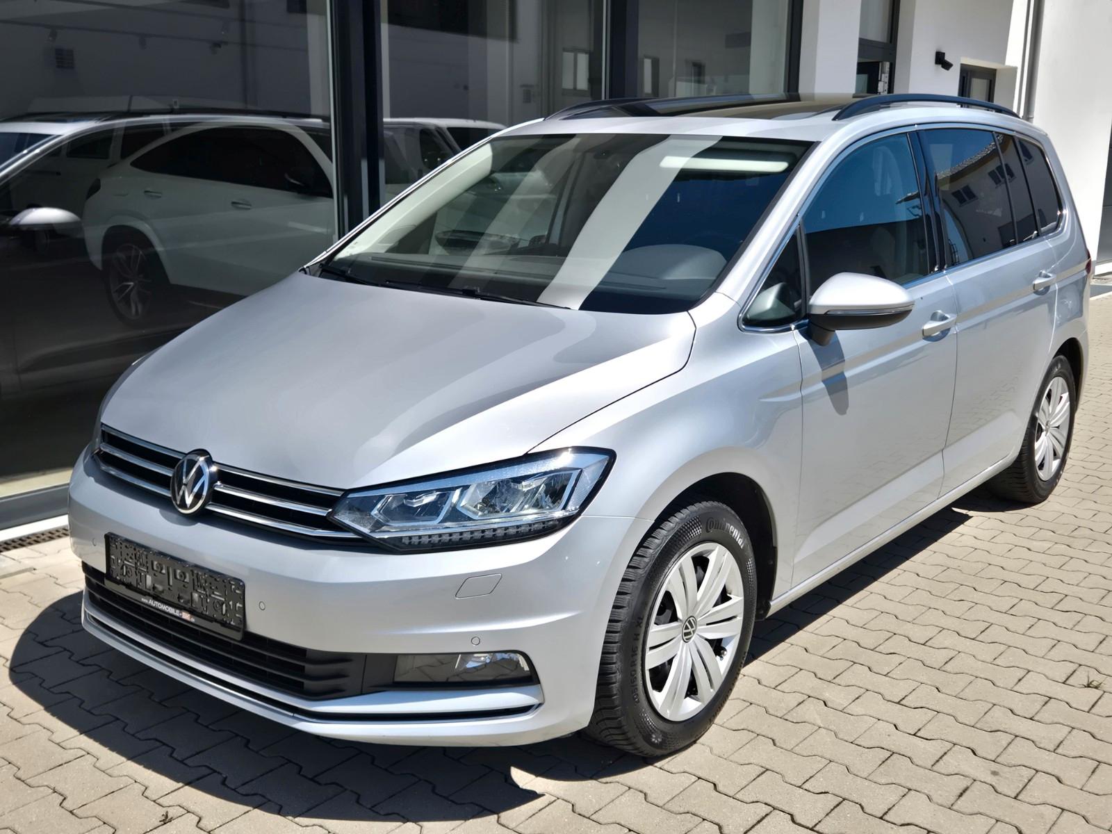 Volkswagen Touran 2.0 TDI Highline Panorama Navi Kamera AHK
