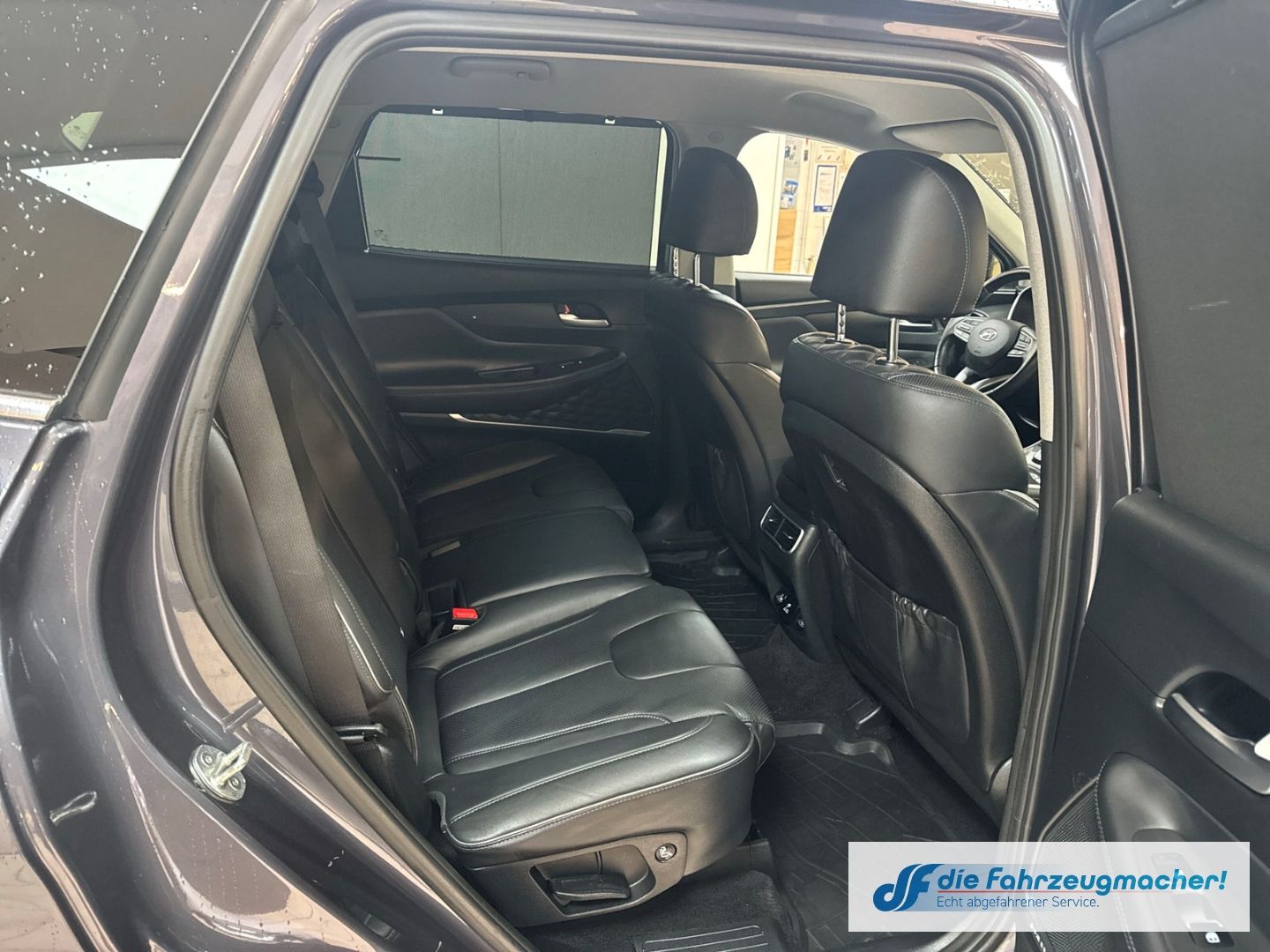 Fahrzeugabbildung Hyundai SANTA FE Prime 4WD 2.2 CRDi DPF EU6d 7-Sitzer HU