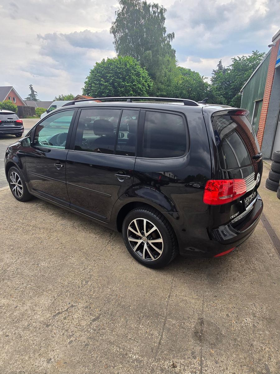 Volkswagen Touran Comfortline 7 Sitzer