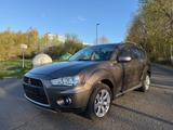 Mitsubishi Outlander Invite 4WD - gebrauchte Mitsubishi Outlander aus dem Jahr 2011