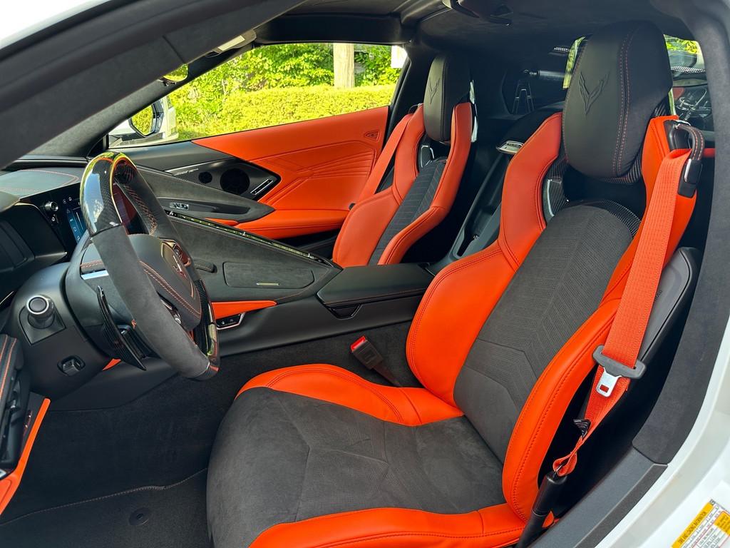 Corvette C8 Coupe V8 6.2L el.AWD E-Ray