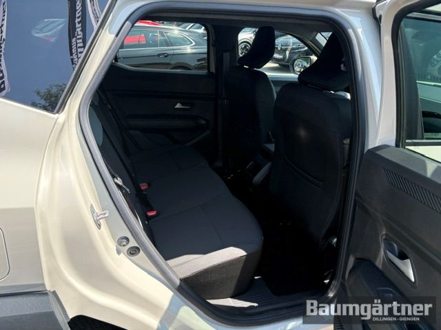 Fahrzeugabbildung Dacia Duster Extreme TCe 130 4x4 Mild-Hybrid Winter-P. - mit KI generiert/bearbeitet