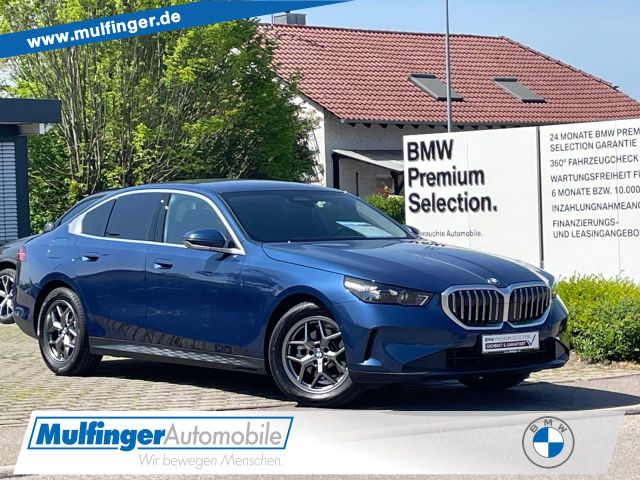 BMW 520d Sports.SView HUD Lenkradh.SitzBelüft.Park+