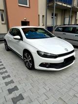 Volkswagen VW Scirocco 1. Hand, 8-fach bereift, Top Zustand - Volkswagen Scirocco in Herne