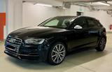 Audi S3 2.0 TFSI S-tronic quattro Sportback - Audi S3 in Frankfurt (Main)