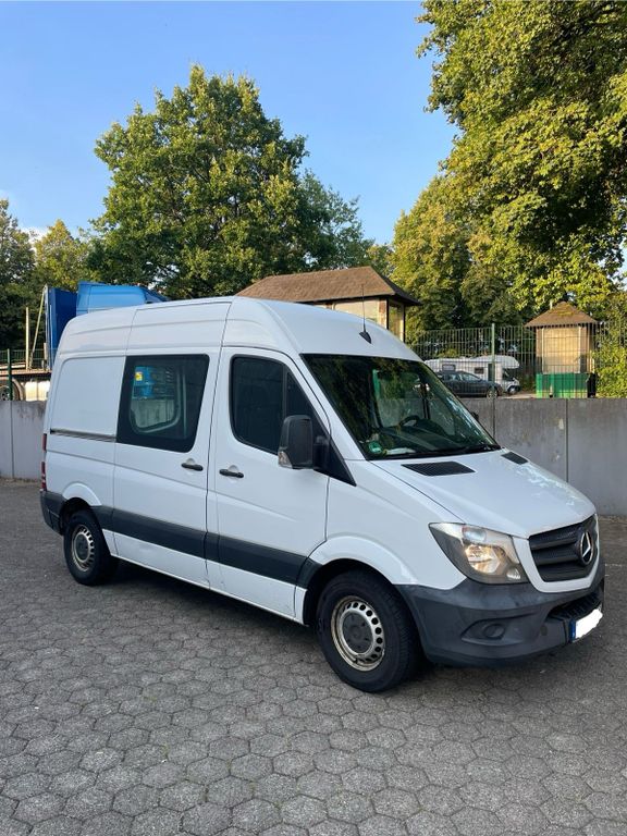 Image of Mercedes-Benz Sprinter
