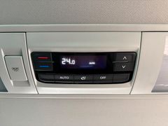 Fahrzeugabbildung Volkswagen T6.1 Multivan Family DSG Navi Standh ACC Cam AHK