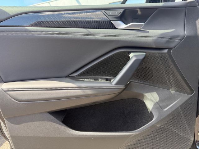 Tiguan Life 1.5 eTSI AHK-klappbar Navi