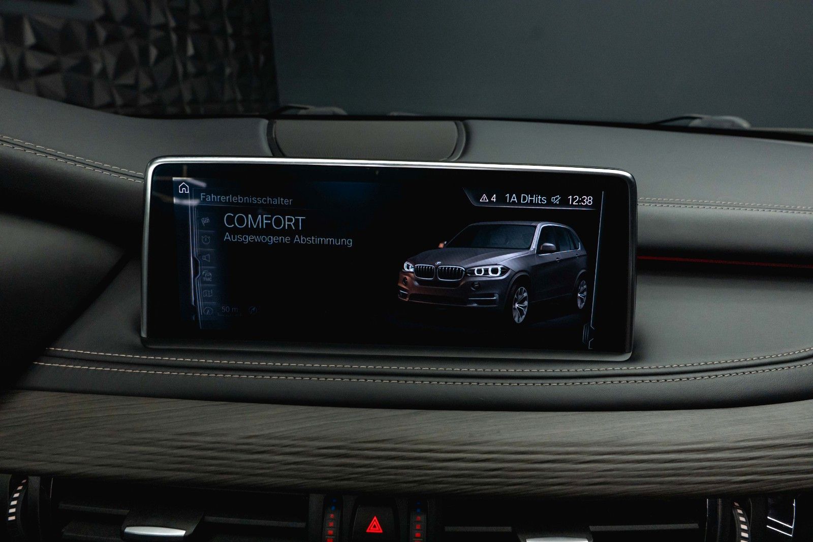 Fahrzeugabbildung BMW X5 M50d Performance *Pano*CarPlay*DAB*360°*  19%