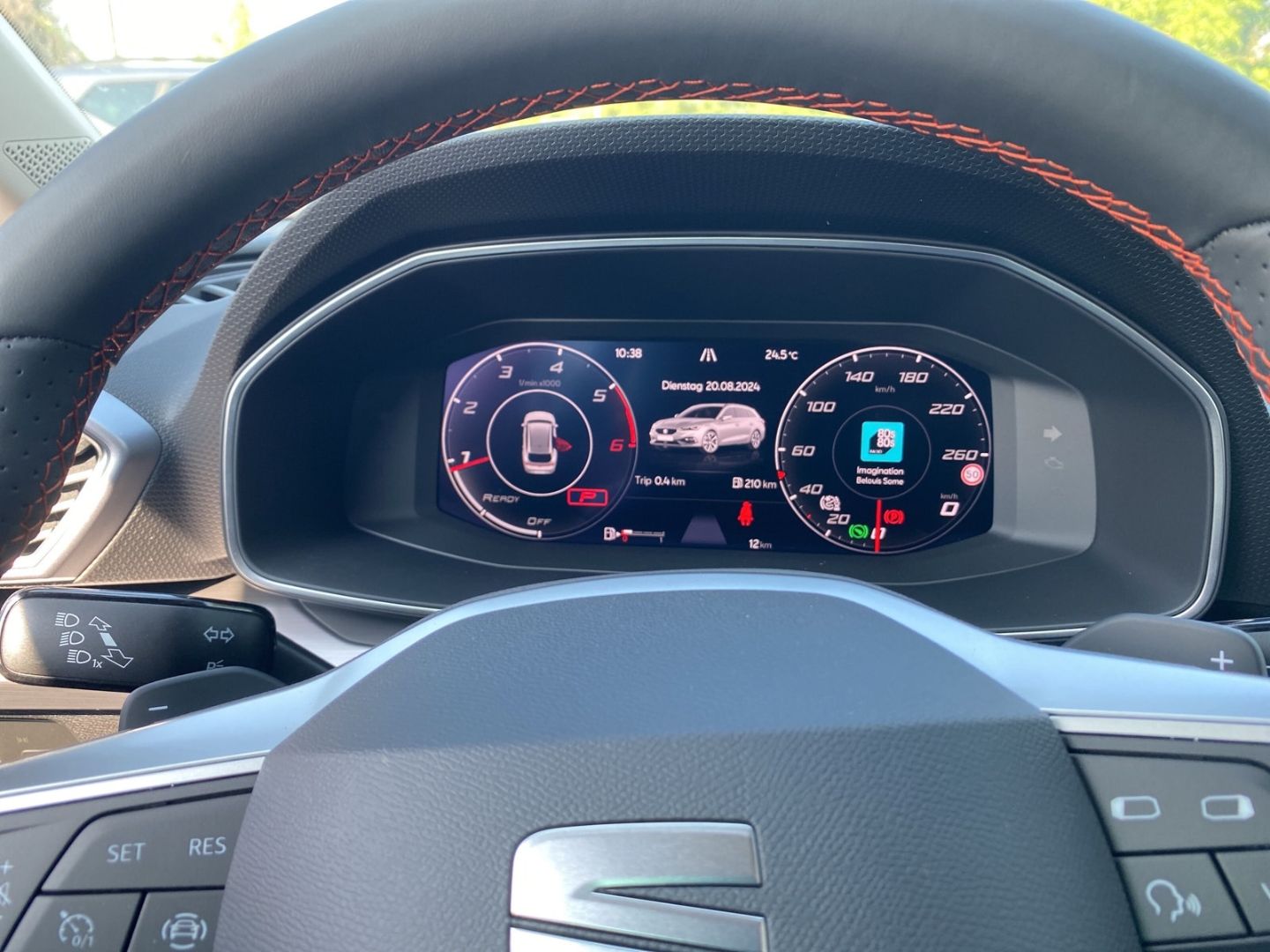 Fahrzeugabbildung SEAT Leon Sportstourer FR 2.0 TDI EU6d *Navi *digital