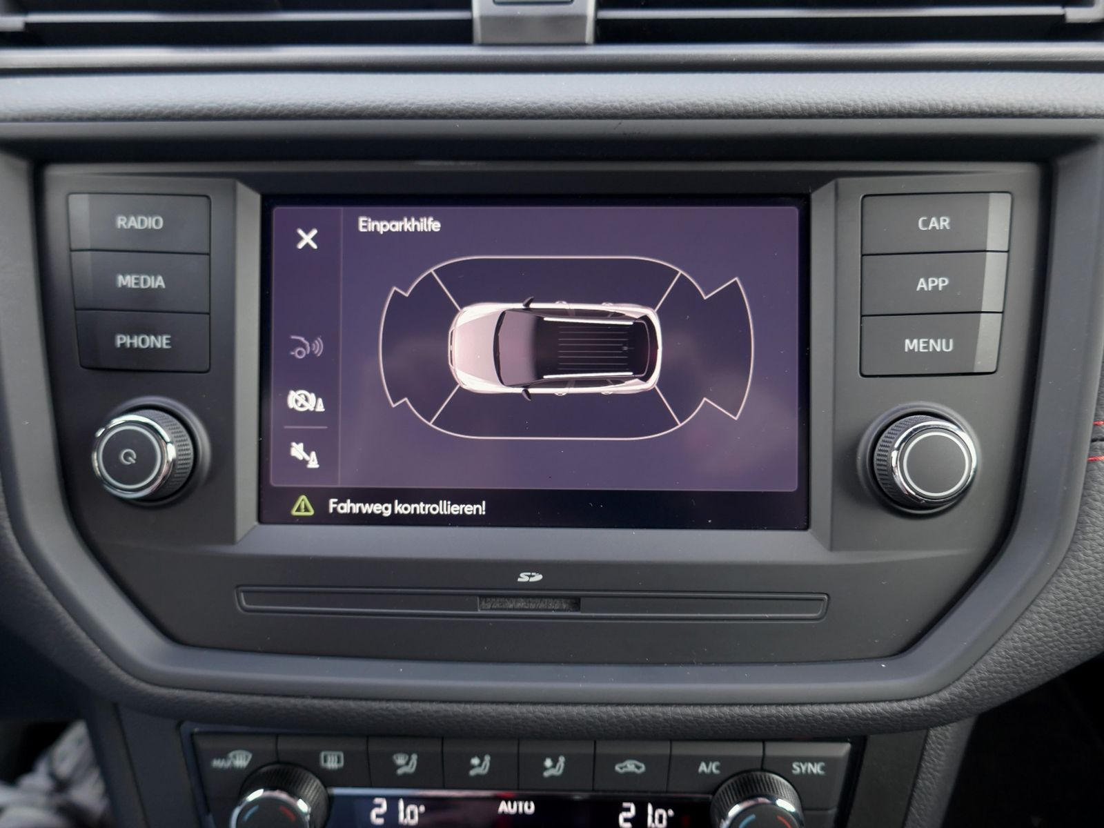 Fahrzeugabbildung SEAT Arona FR 1.0 TSI | RFK GRA
