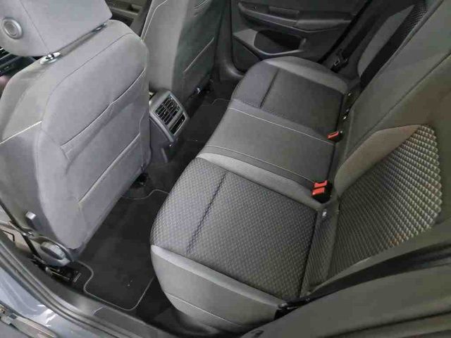 Golf VIII 2.0 TDI DSG ACTIVE AHK+MATRIX+HUD+PANO