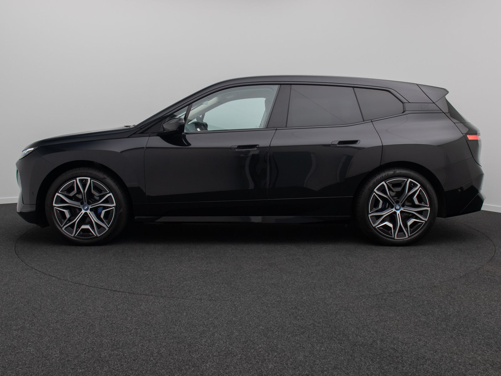 Fahrzeugabbildung BMW IX xD50  Sport 360&deg;DAB H/K Laser Komfort ACC 22"